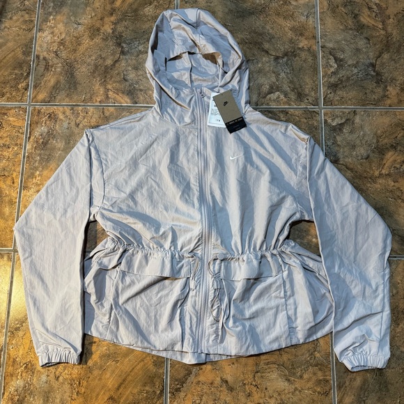 Women’s Nike Fashion Jacket size Medium New - Picture 1 of 7